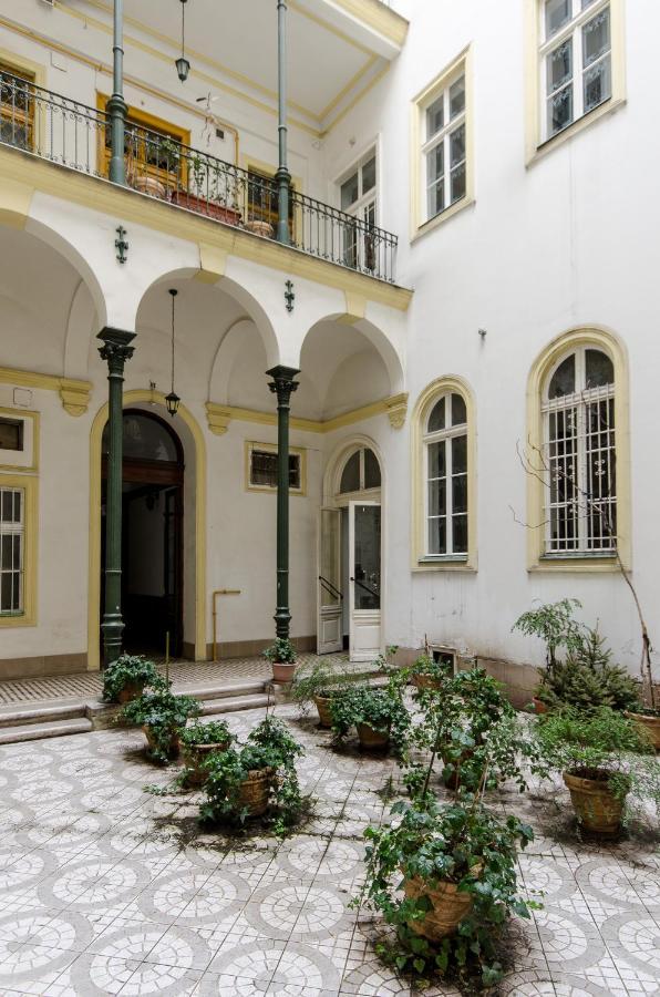 Cozy Studio Next To Opera House Budapeszt Zewnętrze zdjęcie